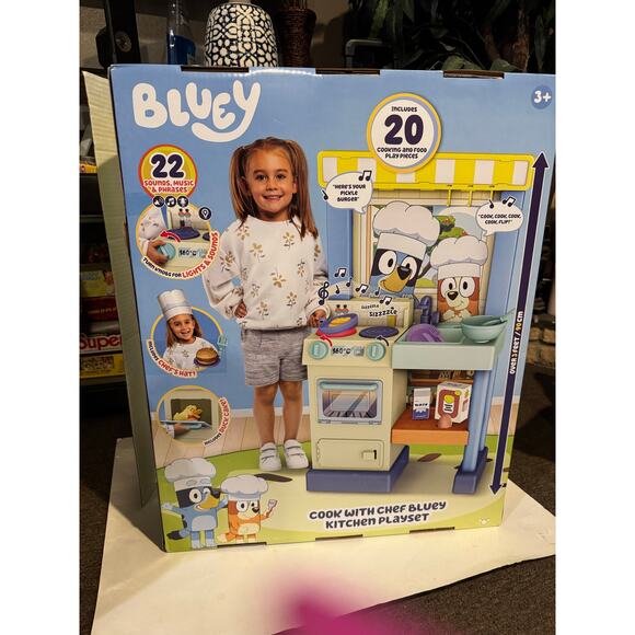 Cook & Clean Kitchen Playset with 20 Play Pieces & Over 20 Music & Light - Picture 4 of 5